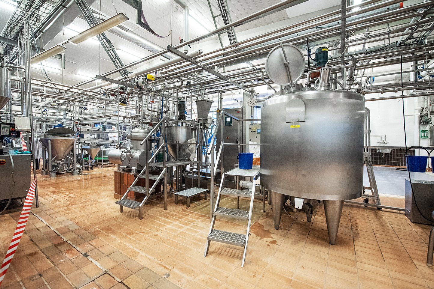 Dairy_ProductionRoom_DSC_0501