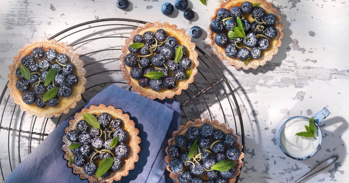 Snøfrisk® blueberry tartlets
