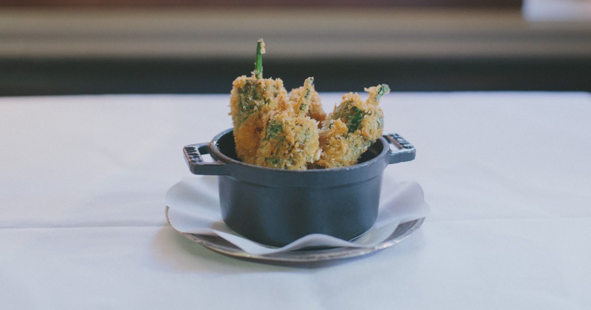 Deep fried panko breaded pimentos filled with cream of Snøfrisk
