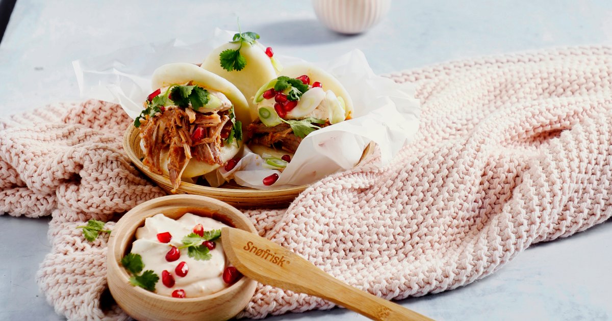 Gedämpfte Teigtaschen mit Pulled Pork und pikantem Snøfrisk®