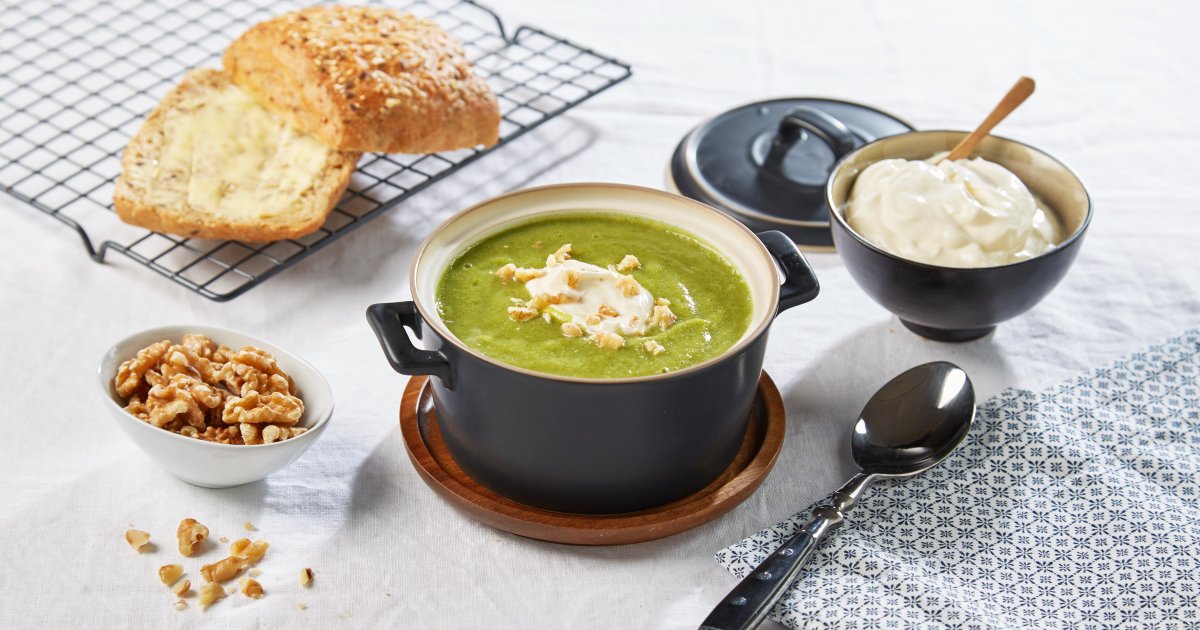 The easiest broccoli soup in the world